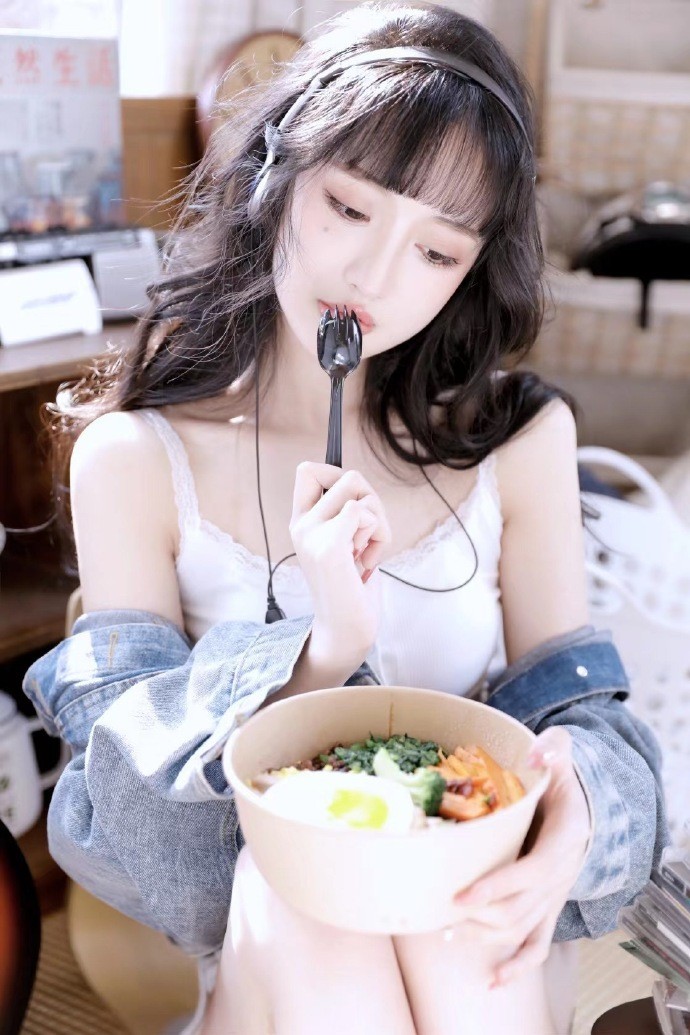 宿舍 · 喜剧